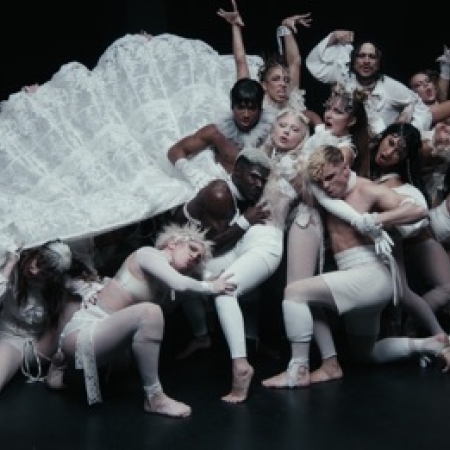 LADY GAGA